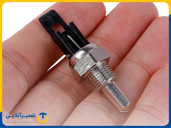 سنسور حرارتی یکی از قطعات پکیج دیواری برای اندازه گیری دمای آب