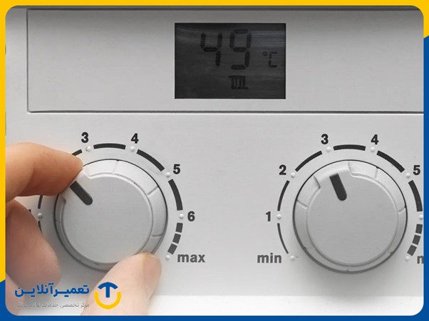 کلیدهای تنظیم دما و نمایشگر دیجیتال، از قطعات پکیج برای تنظیم دمای آب