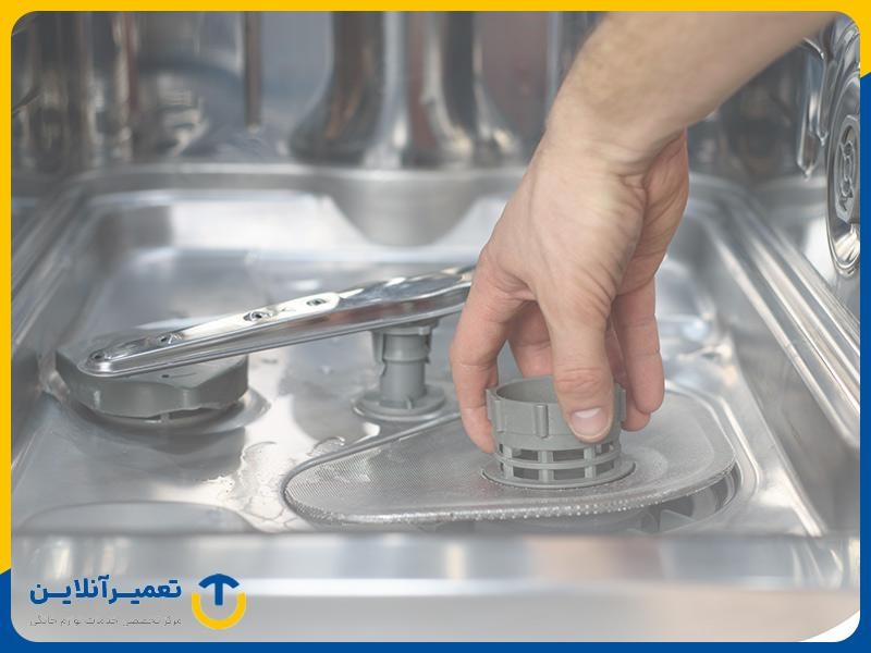 بسته بودن پوشش هوا؛علت جمع شدن آب در ماشین ظرفشویی